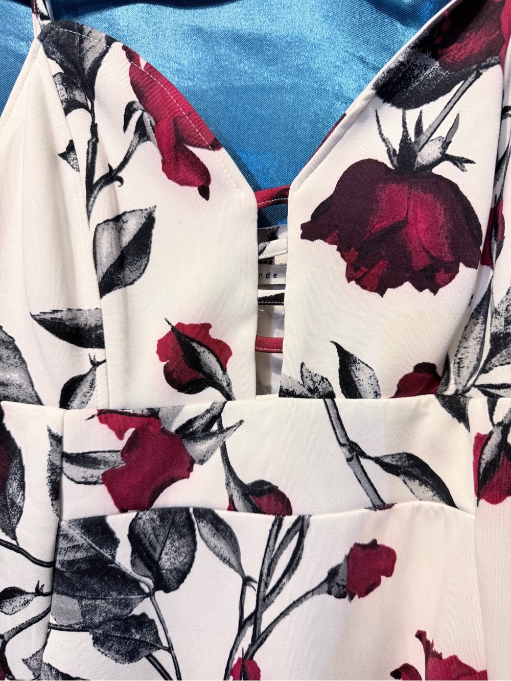 Floral elegant dress.